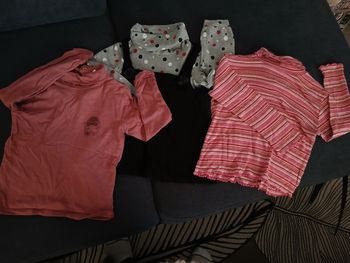 Lot tee-shirts col roulés fille 3ans