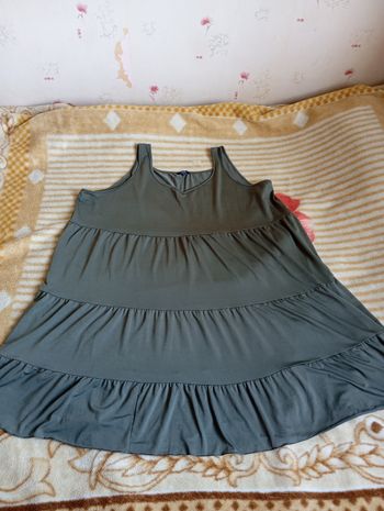 Robe courte femme.