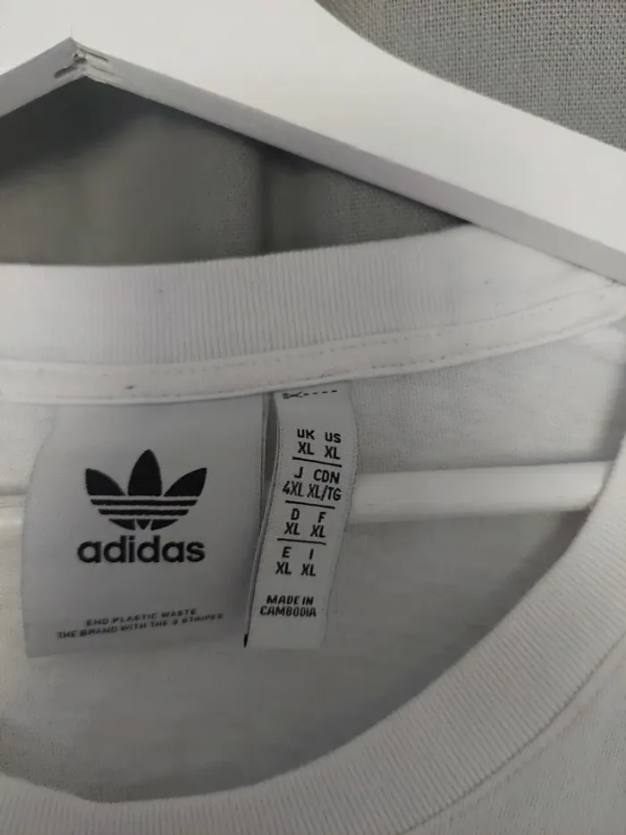 T-shirt Adidas blanc logo noir – Taille XL – 100% coton - photo numéro 4