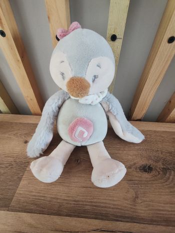 Pingouin nattou musical rose et gris
