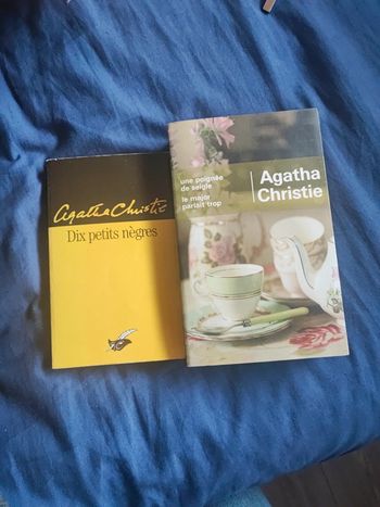 Lot livres Agatha Christie
