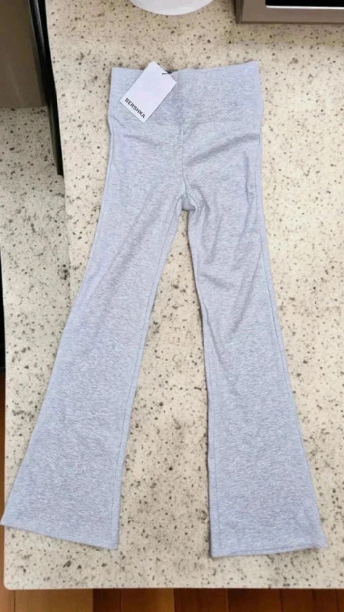 Leggings beige bershka 🌹10/12 ans 🌹