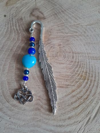 Marque page plume et coeur