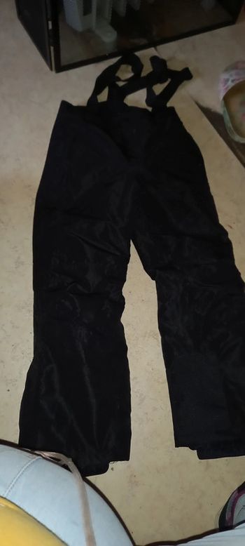 Pantalon de ski 6 8 ans lire description