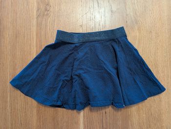 Jupe bleue marine ceinture élastique detail paillettes Verbaudet 3 ans