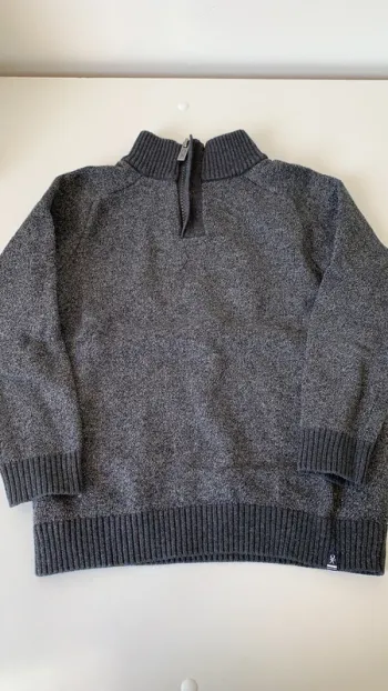 Pull col montant