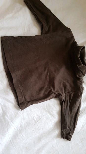 T-shirt col roulé 6mois/67cm 
Réduction jusqu'à -60%