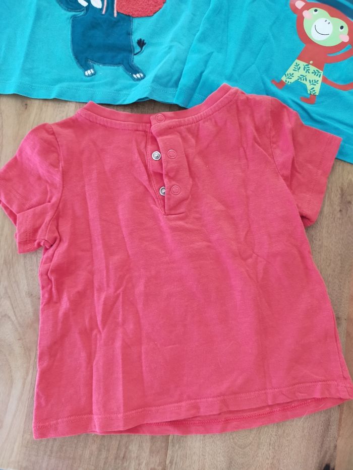 Lot de t-shirts singes 🐒 18 mois - photo numéro 3