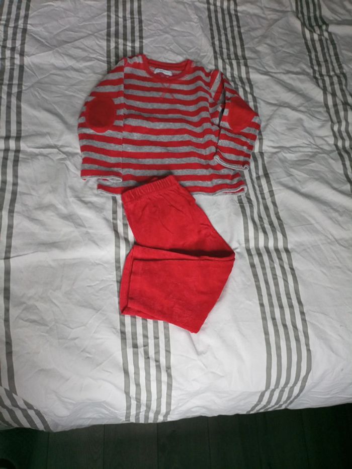 Lot de 5 pyjamas d'hiver 2 ans - photo numéro 3