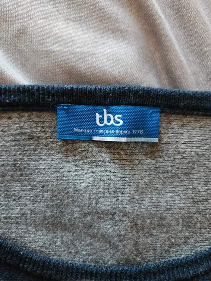 Pull Tbs taille M - photo numéro 3