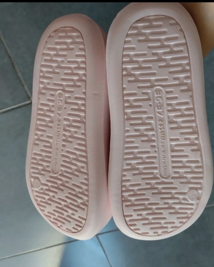 Chaussons fourrés pointure 36/37 - photo numéro 3