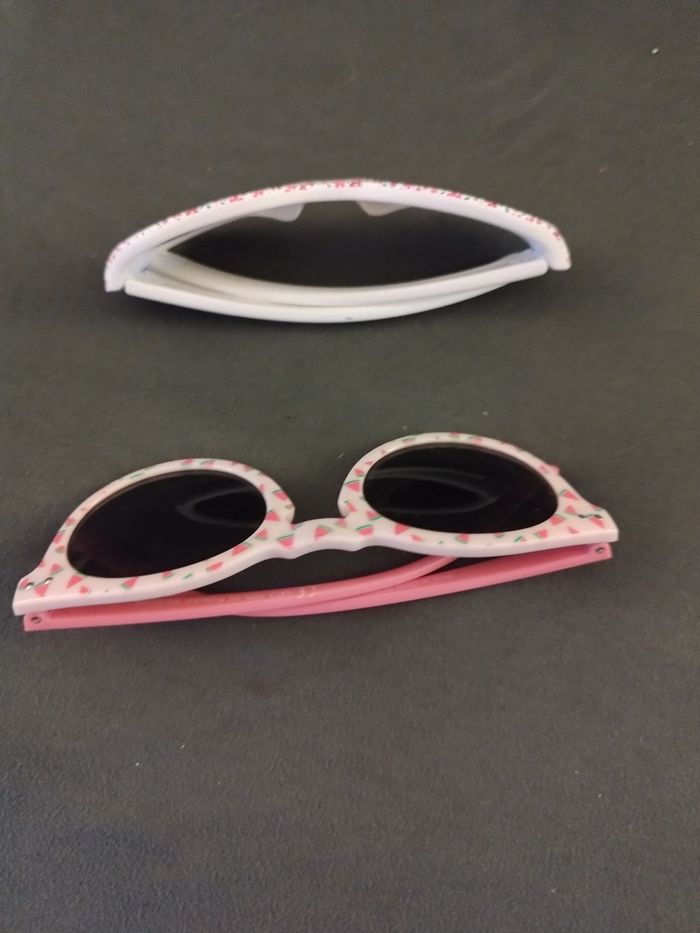 Lot 2 lunettes fille - photo numéro 2