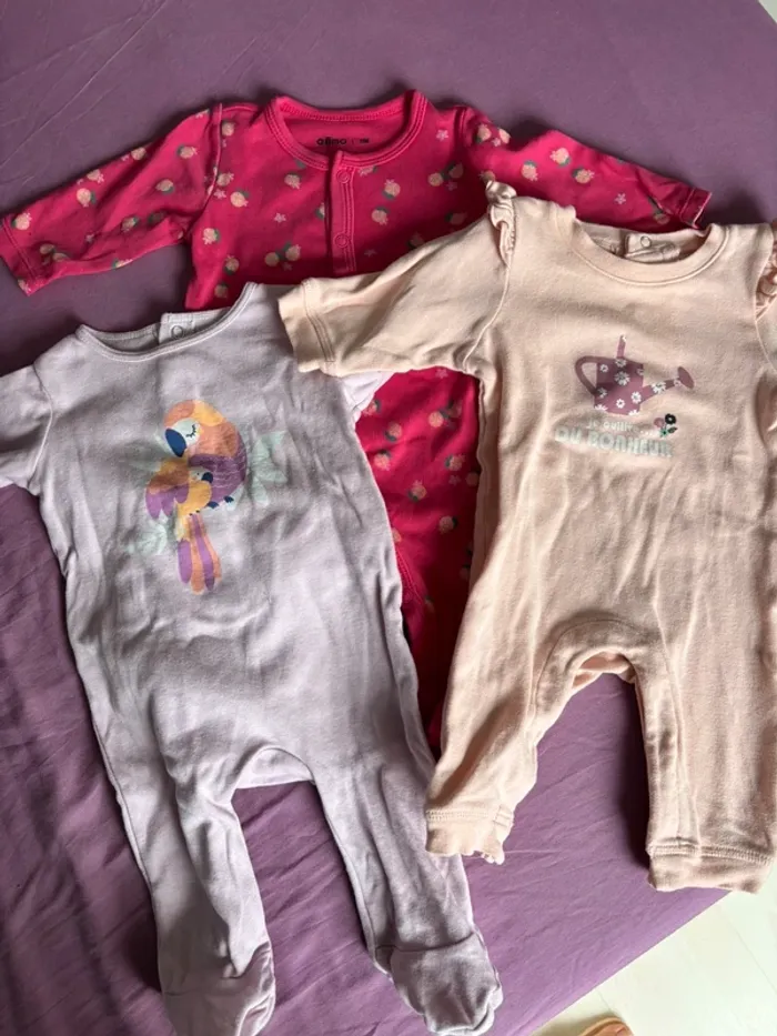 Lot pyjamas coton bébé fille