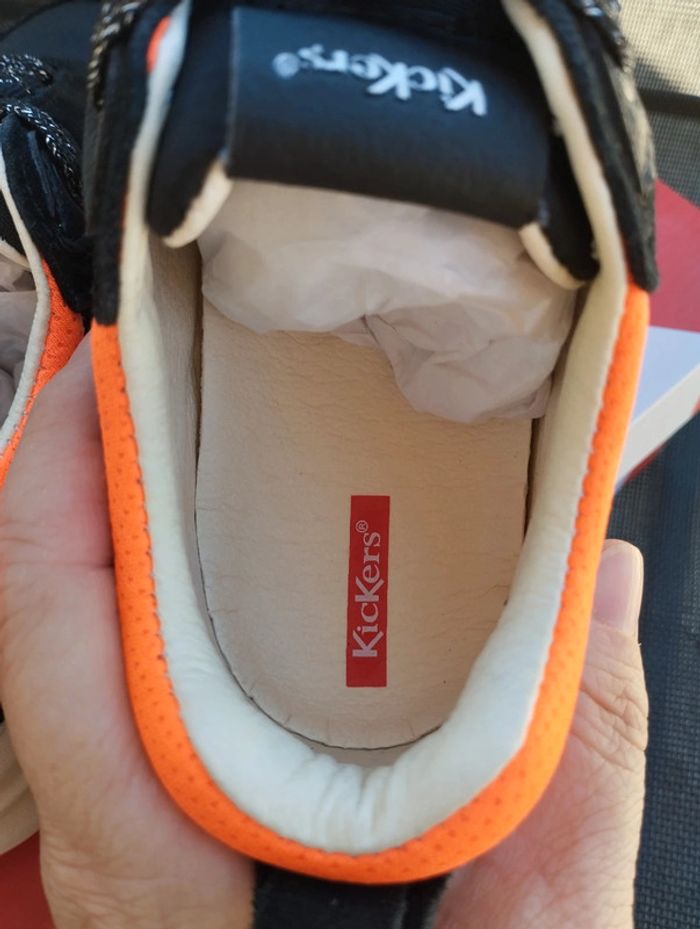 Magnifique basket kickers neuve taille 31 - photo numéro 5