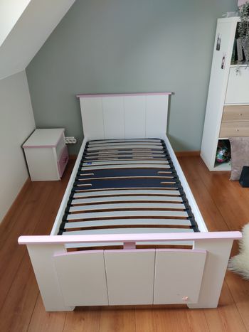 Ensemble lit commode chevet fille