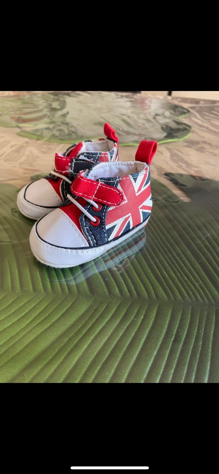 Chaussure bébé - photo numéro 2