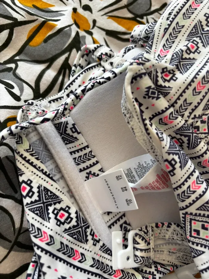 Maillot de bain 2 pièces Primark taille 44 - photo numéro 4