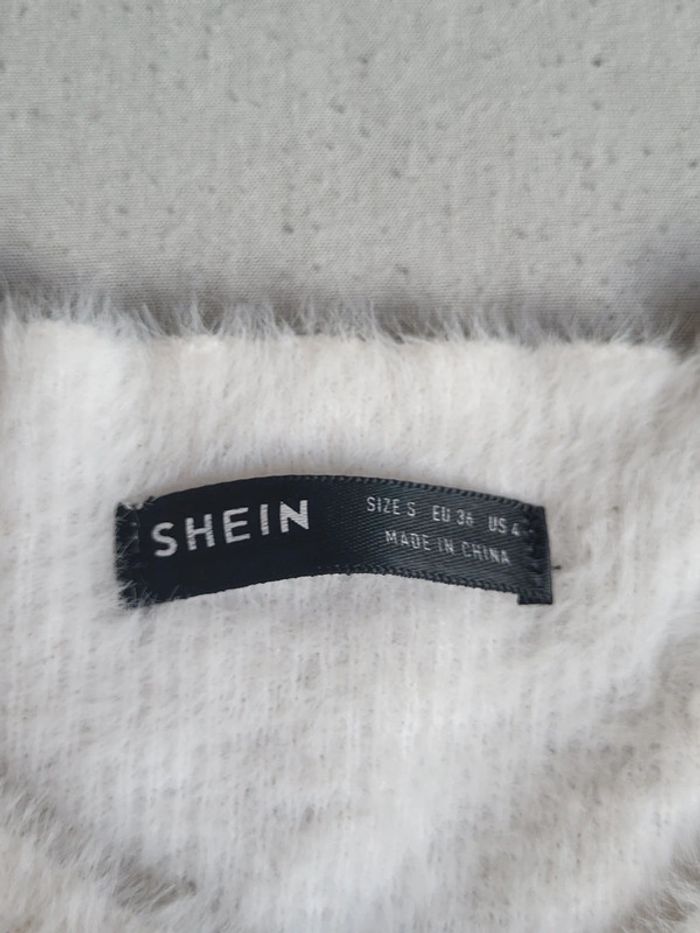 Magnifique petit pull en laine - photo numéro 3