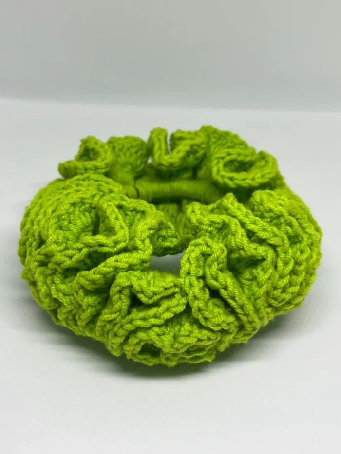 Chouchou au crochet vert pomme – modèle unique - photo numéro 3