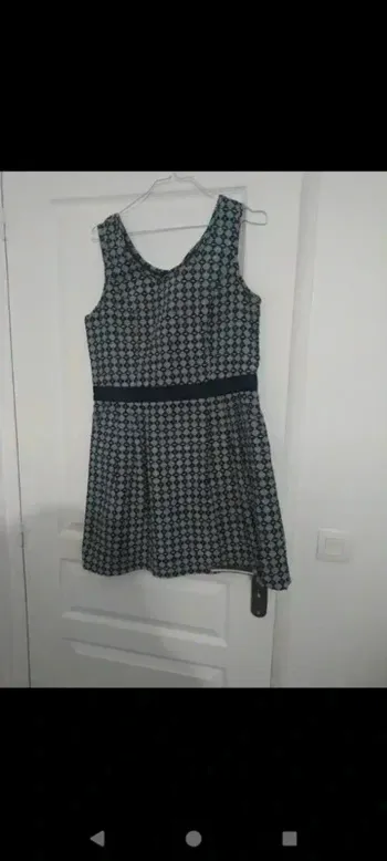 Robe sans manches motif graphique – Camaïeu – Taille 42