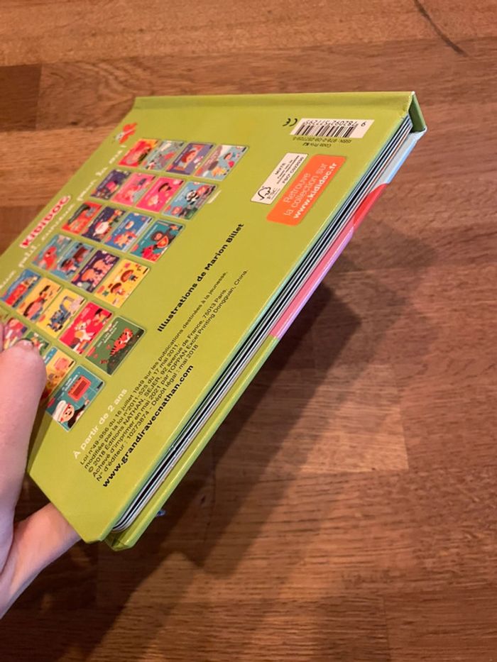 Livre cartonné Nathan Mes Kididoc à jouer à la ferme - photo numéro 6