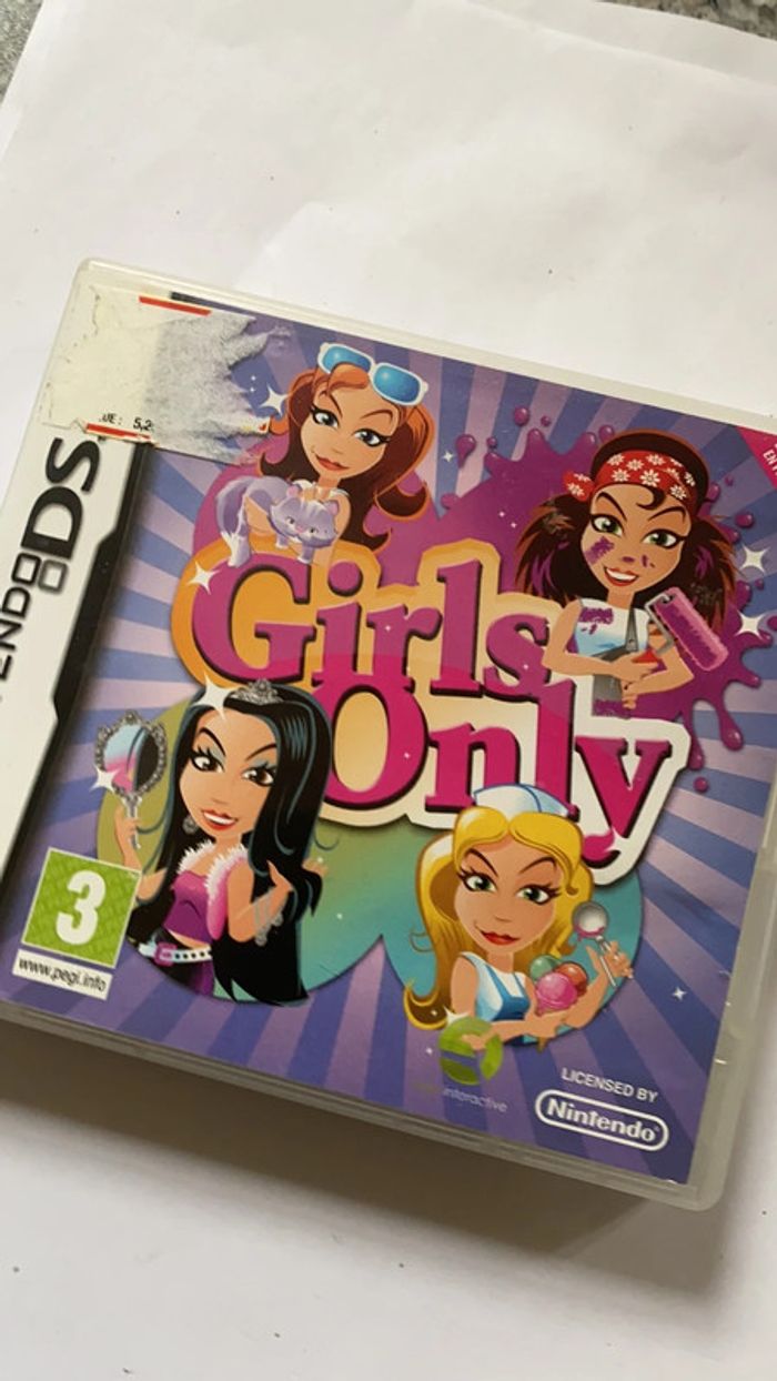 girls only ds - photo numéro 1