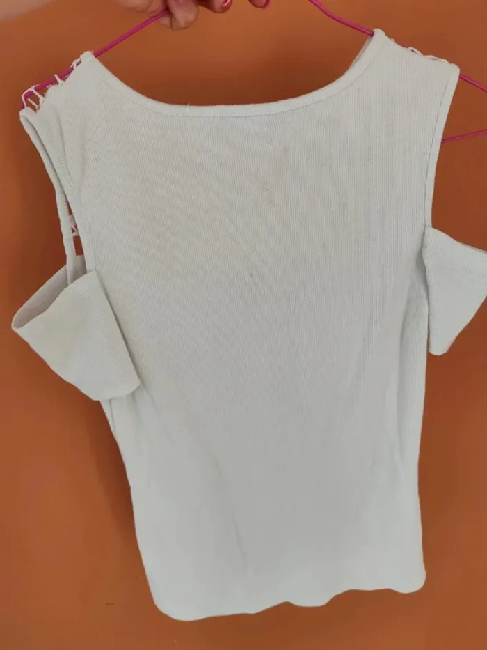 Débardeur blanc épaules dénudées - photo numéro 3