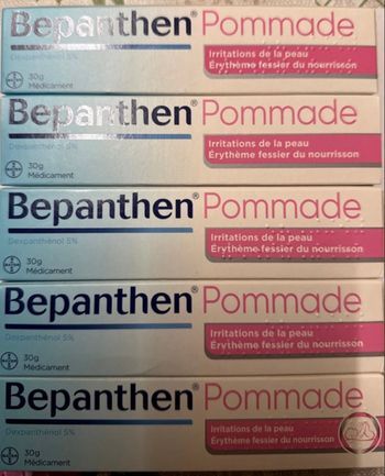 4 tubes  de pommade  bepanthen