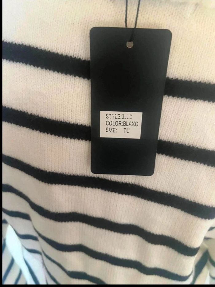 Très beau pull en V taille unique neuf - photo numéro 4