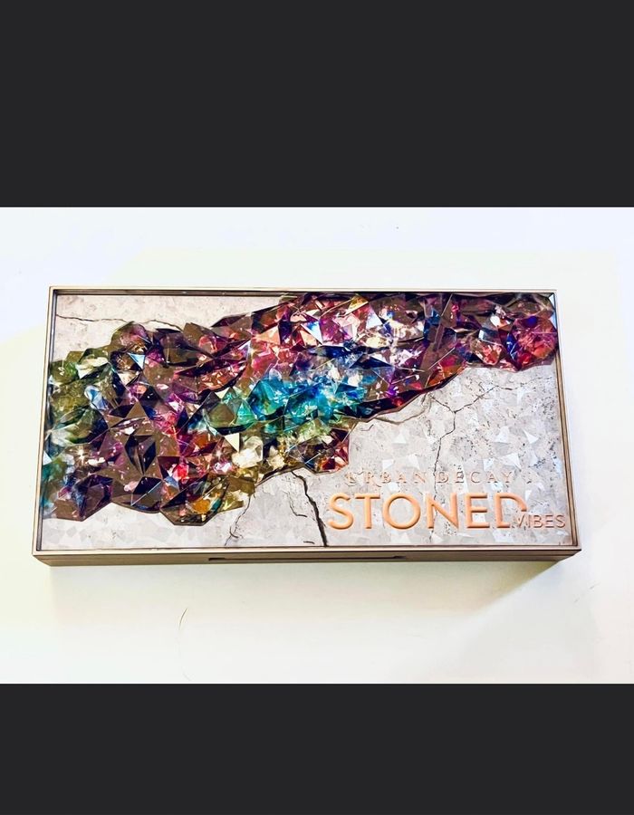 palette stoned vibes urban decay
