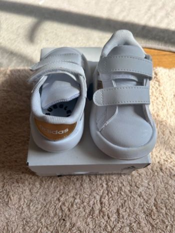 Basket bébé garçon taille 20