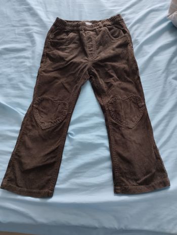 Pantalon velours taille 4/5 ans