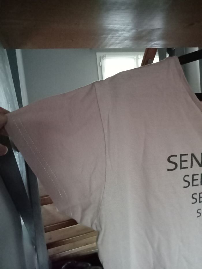 Tee-shirt taille 16 ans