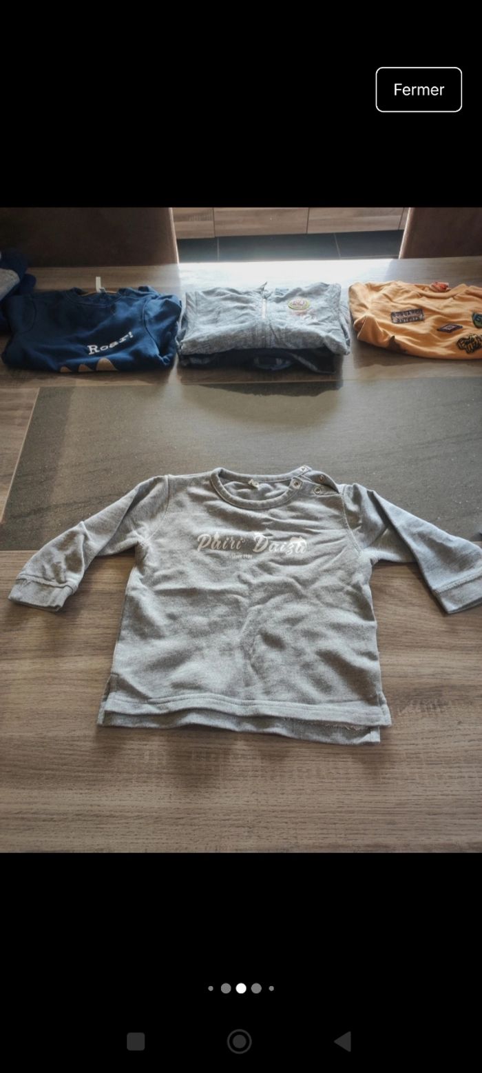 Lot 13 pulls / vestes / gilets  24 mois - photo numéro 3