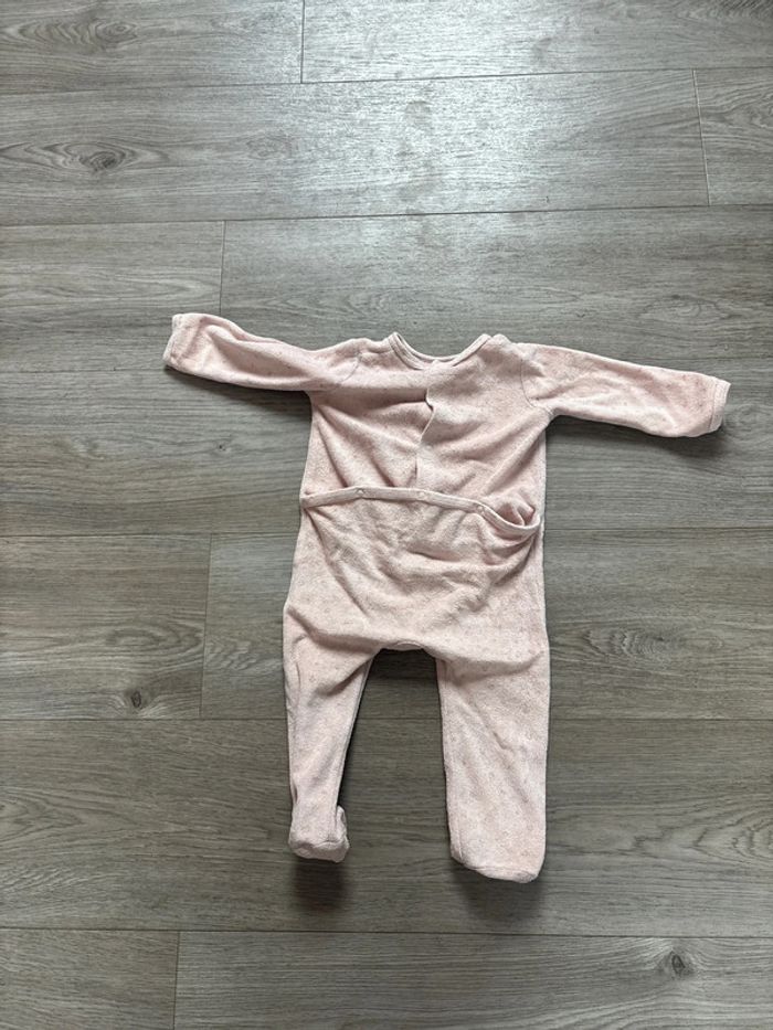 Pyjama 1 pièce 12 mois - photo numéro 4