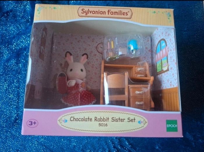 Lapin et bureau sylvanian - photo numéro 1