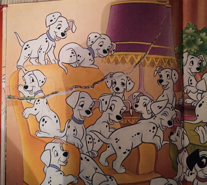 Livre "Les 101 Dalmatiens" - photo numéro 5