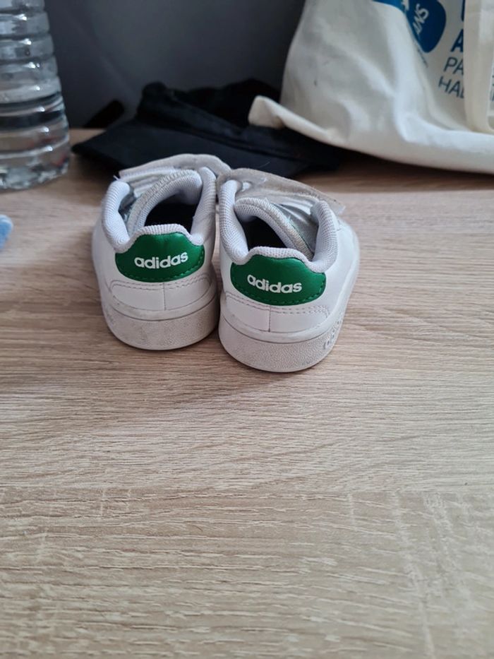 Chaussure adidas - photo numéro 3