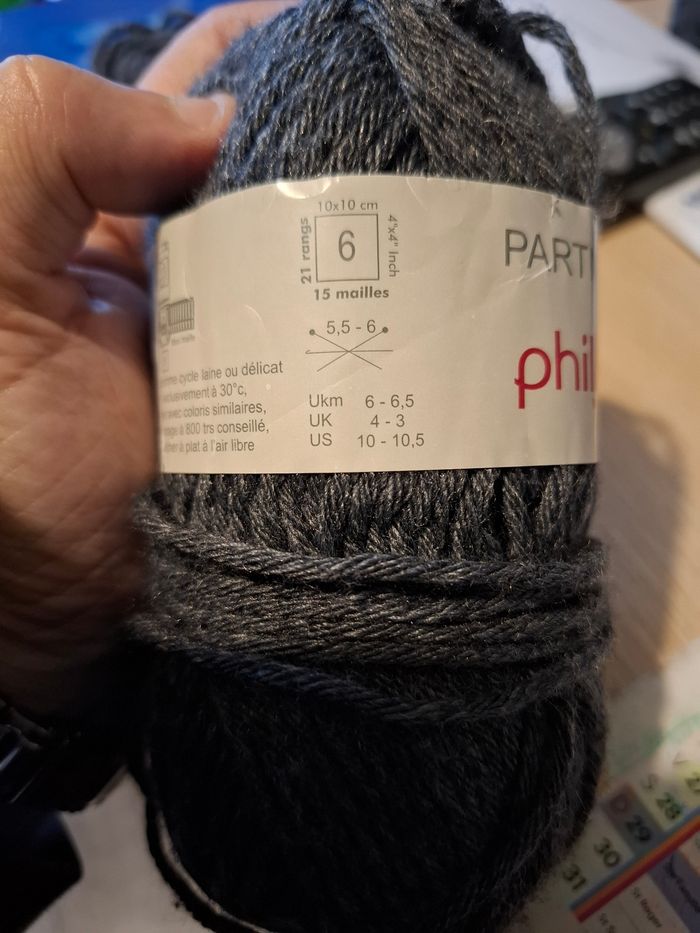 Lot de 2 pelotes  de lai es - photo numéro 3