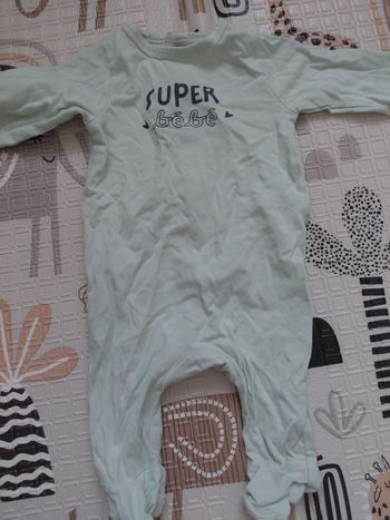 Pyjamas 1 mois 