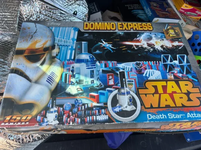 Domino Express Star Wars Death Star Attack (150 pcs) complet