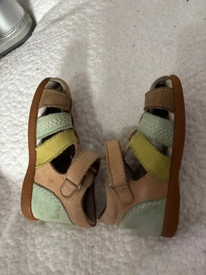 Paire de kickers bébé taille 22 - photo numéro 6
