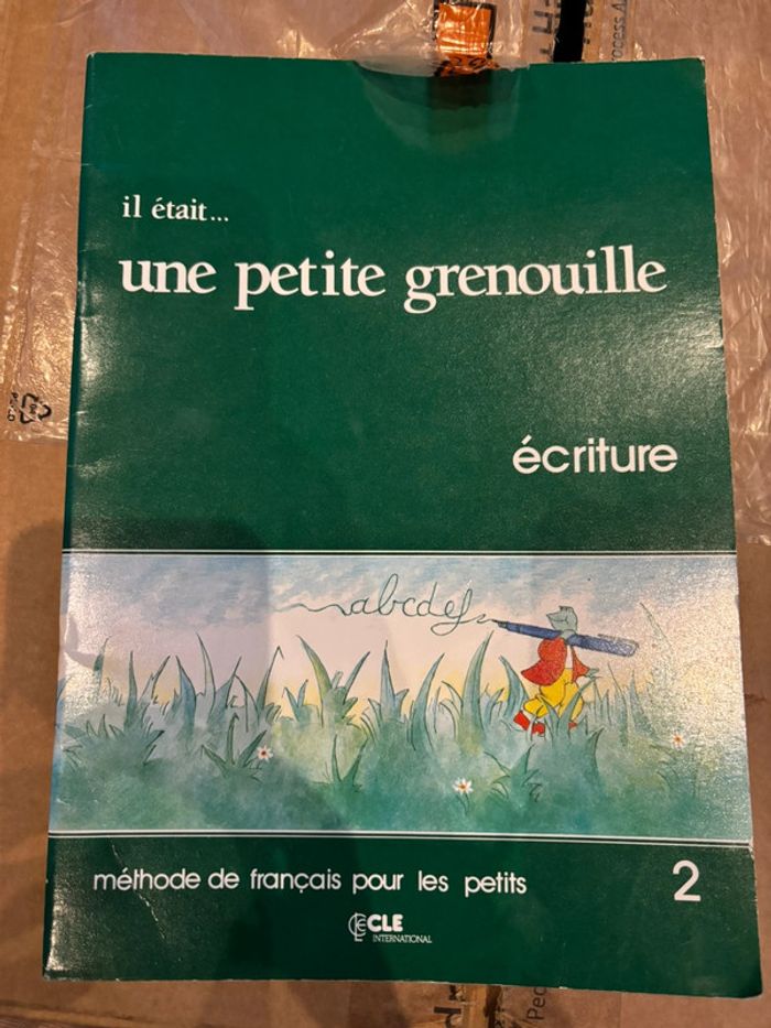 Livre scolaire il était une petite grenouille