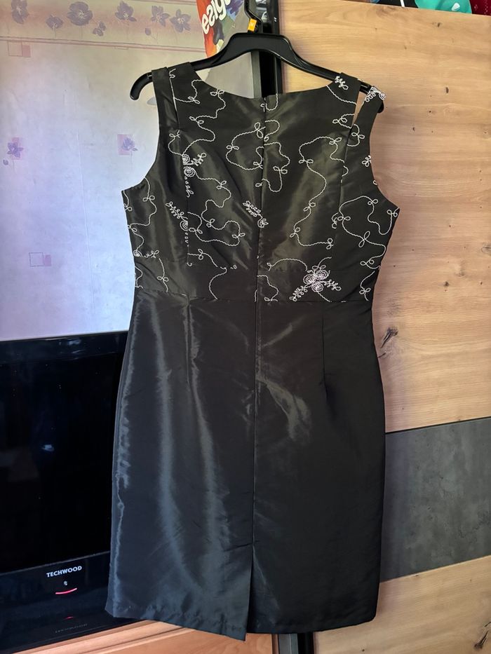 Robe cérémonie - photo numéro 2