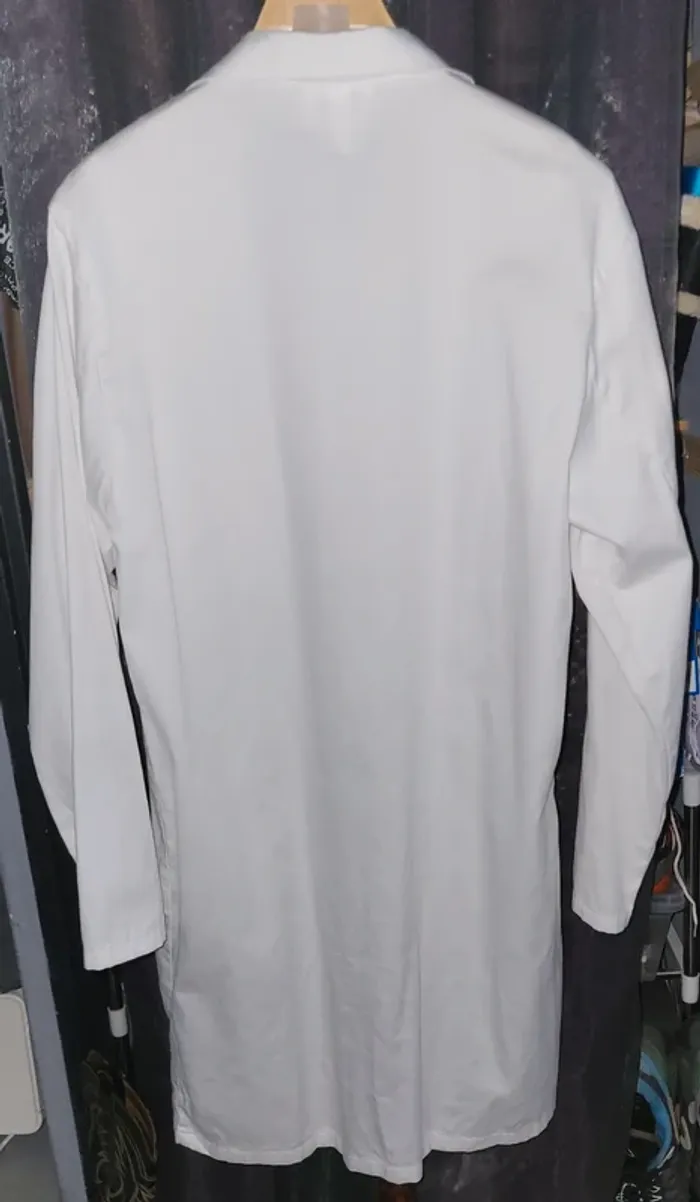 Blouse blanche scolaire science chimie taille 44 etat neuf sans etiquette - photo numéro 4
