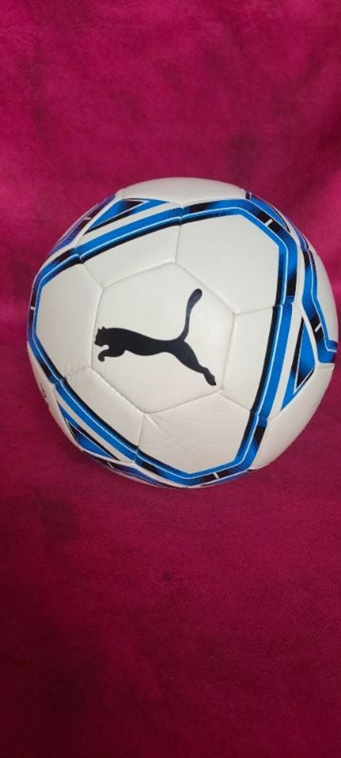 Ballon neuf puma