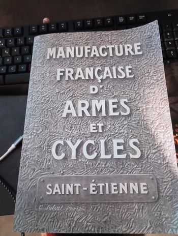 Livre manufacture francaise d armes et cycles