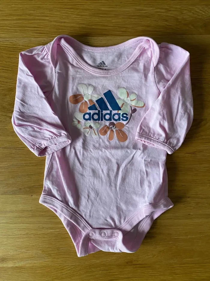 Ensemble Adidas 3 mois - photo numéro 3