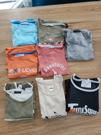 Lot 8 hauts 10-12 ans