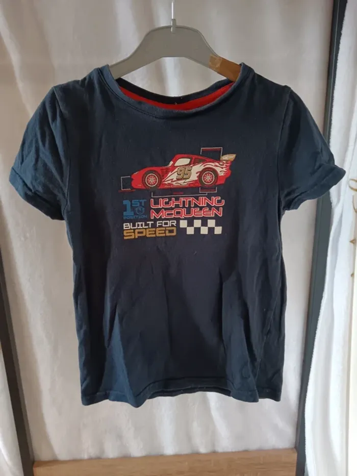 T-shirt cars